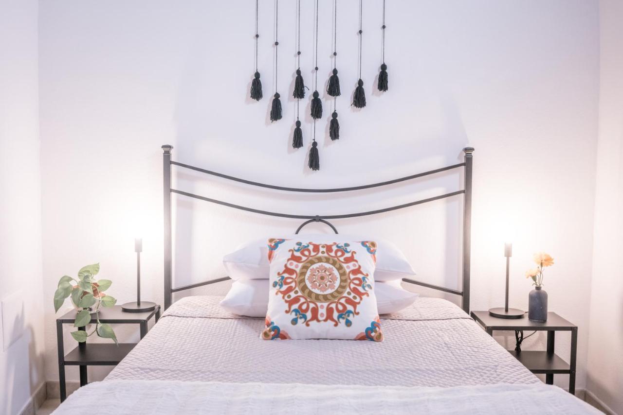 Yenne Rooms Wifi-Ac Cagliari Exterior photo