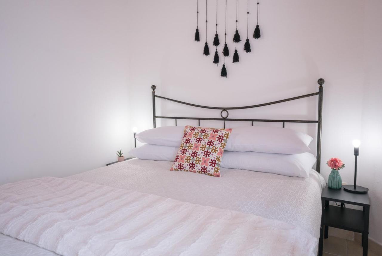 Yenne Rooms Wifi-Ac Cagliari Exterior photo